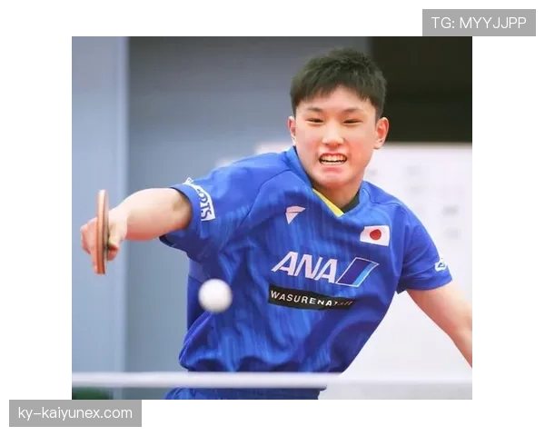 张本智和训练完直接冲去吃拉面，这自律和放纵切换得也太丝滑了吧