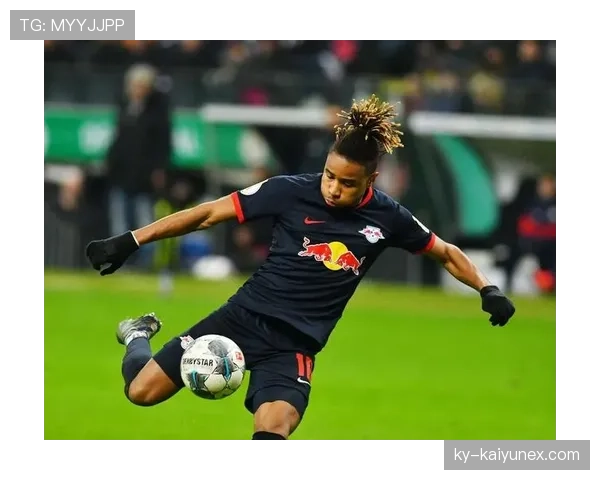 恩昆库如何从新星蜕变为球队核心：荣誉背后的进阶路径